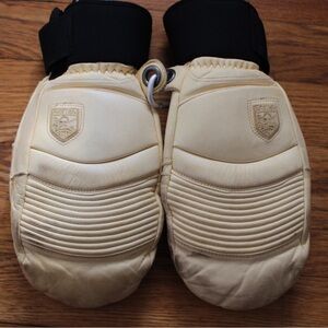 Hestera Fall Line Mitt Size 10